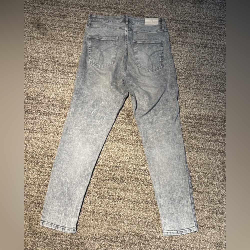 Calvin Klein High Rise Ankle Women's Gray Skinny Jeans - Size 30 - Picture 4 of 8